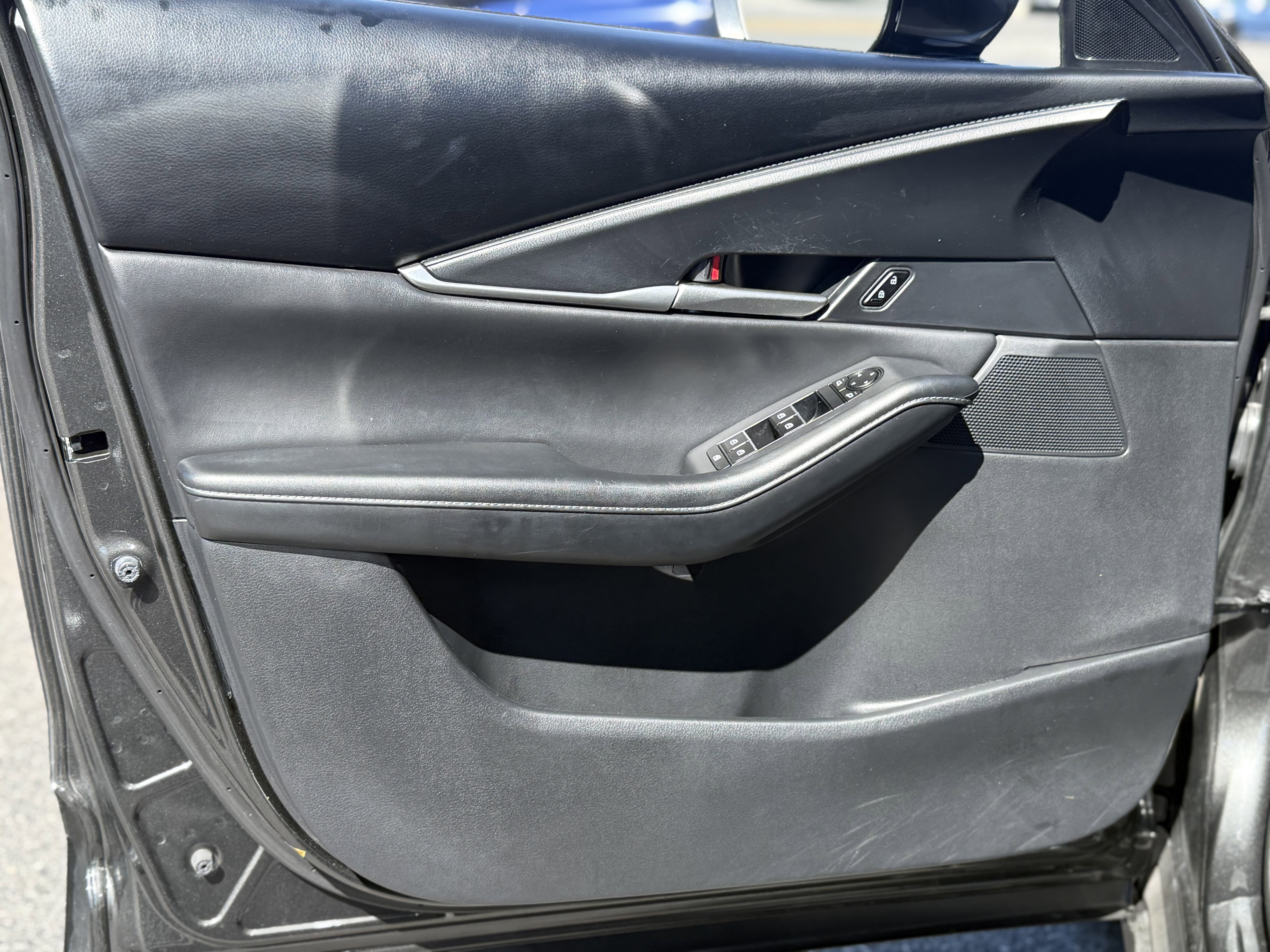 Used 2023 MAZDA CX-30 AWD 2.5 S w/ Select Package image 12