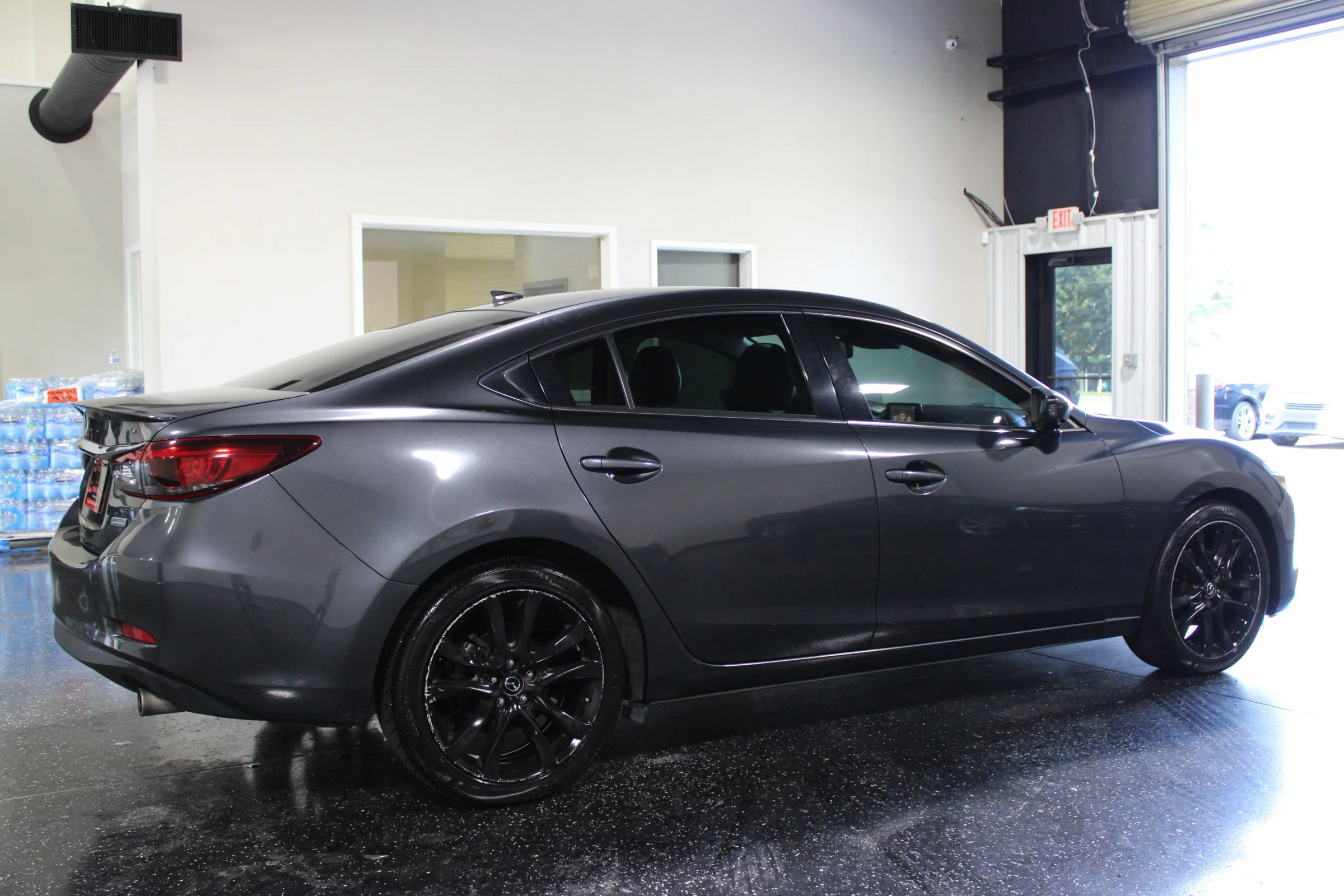 Used 2016 MAZDA MAZDA6 Grand Touring w/ GT Technology Package FWD image 3