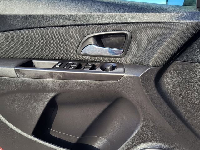 Used 2015 Chevrolet Cruze LT FWD image 13