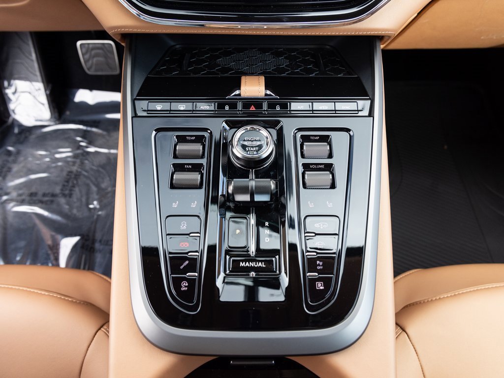 New 2025 Aston Martin DBX 707 image 26