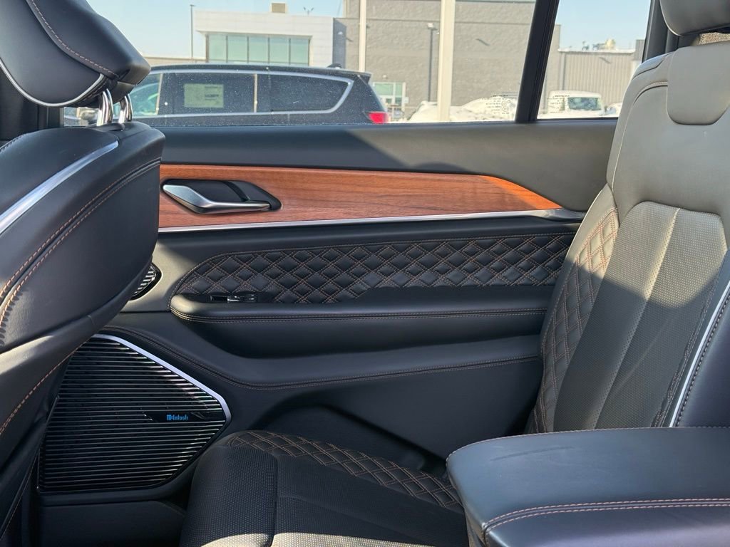 Certified 2023 Jeep Grand Cherokee L Summit image 38