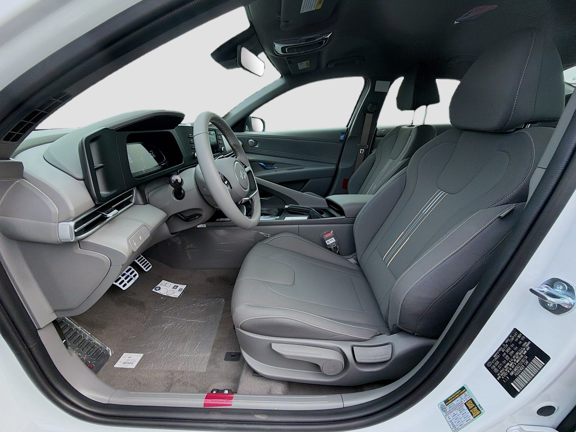 New 2026 Hyundai Elantra Sport w/ Cargo Package FWD image 15