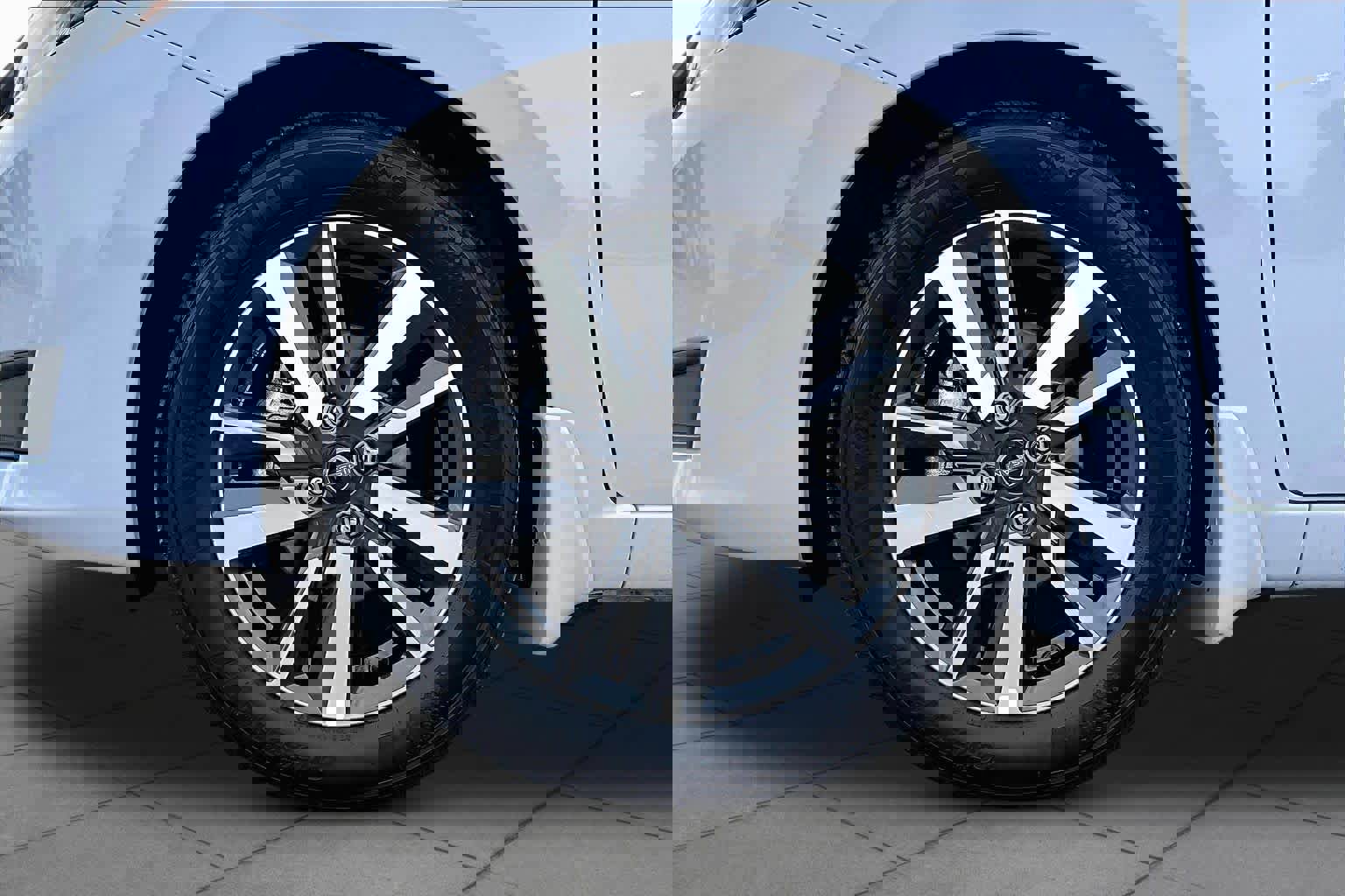 Certified 2025 Nissan Versa SV w/ Trunk Package image 11