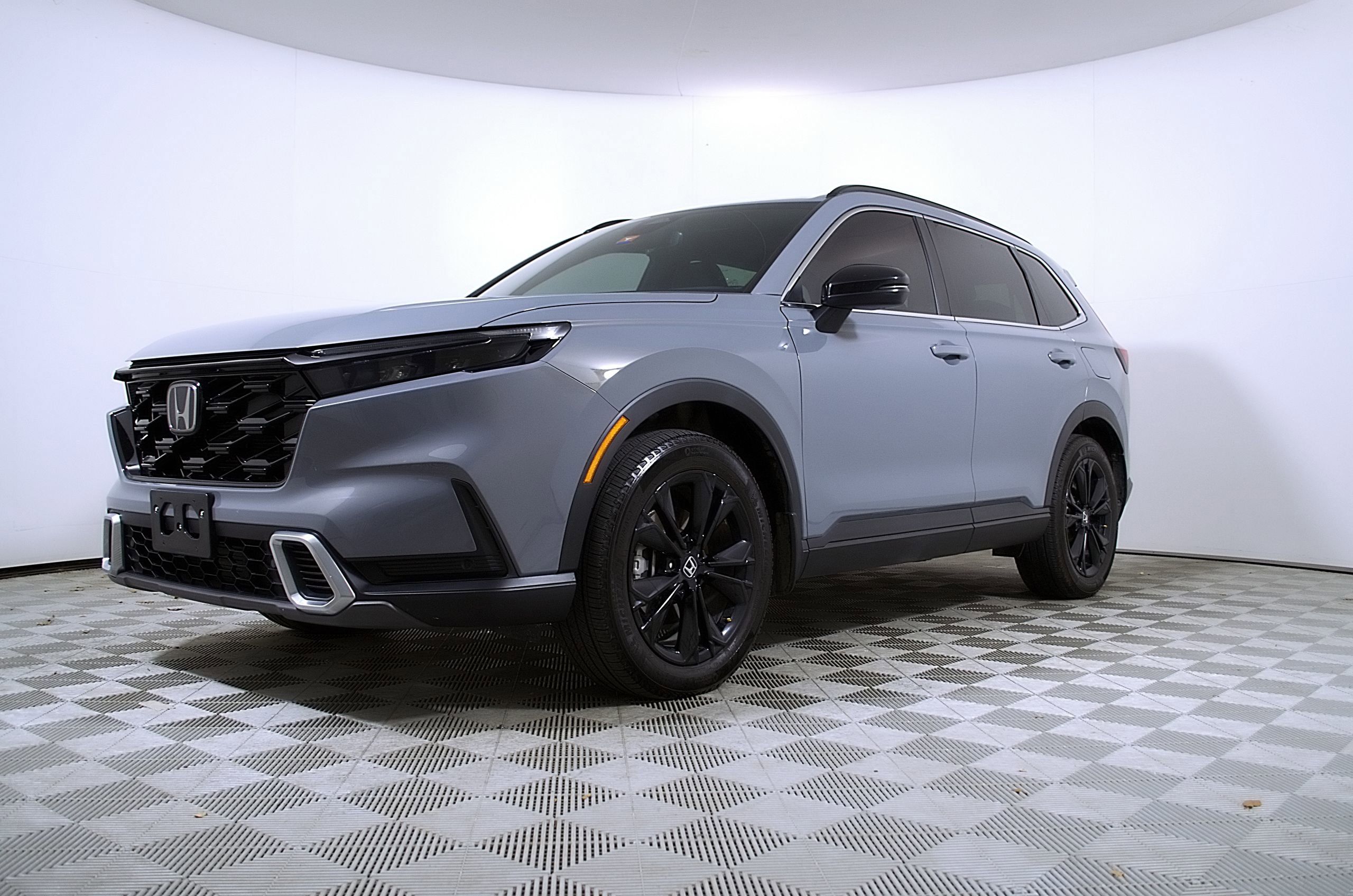 Used 2024 Honda CR-V Sport Touring video 2