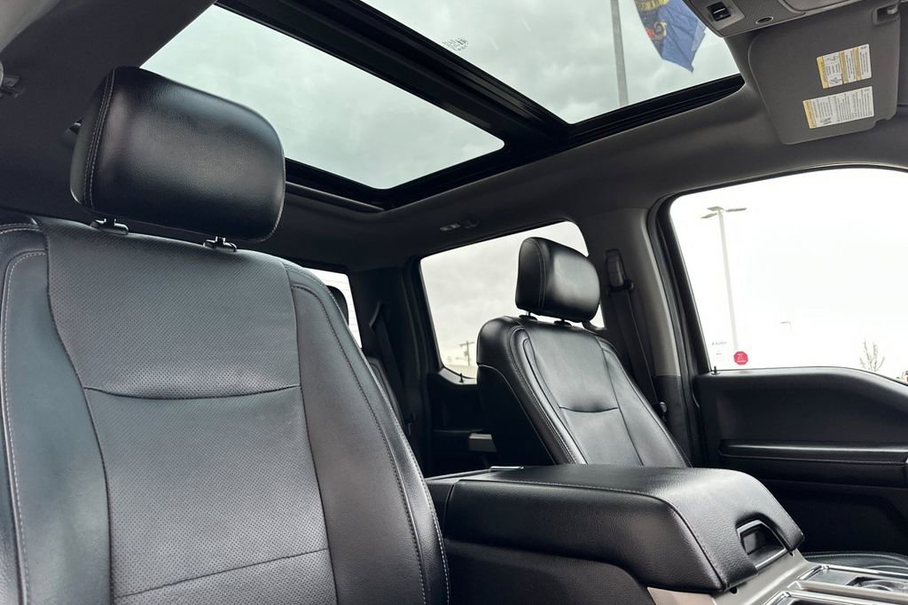 Used 2016 Ford F150 Lariat w/ FX4 Off-Road Package image 16