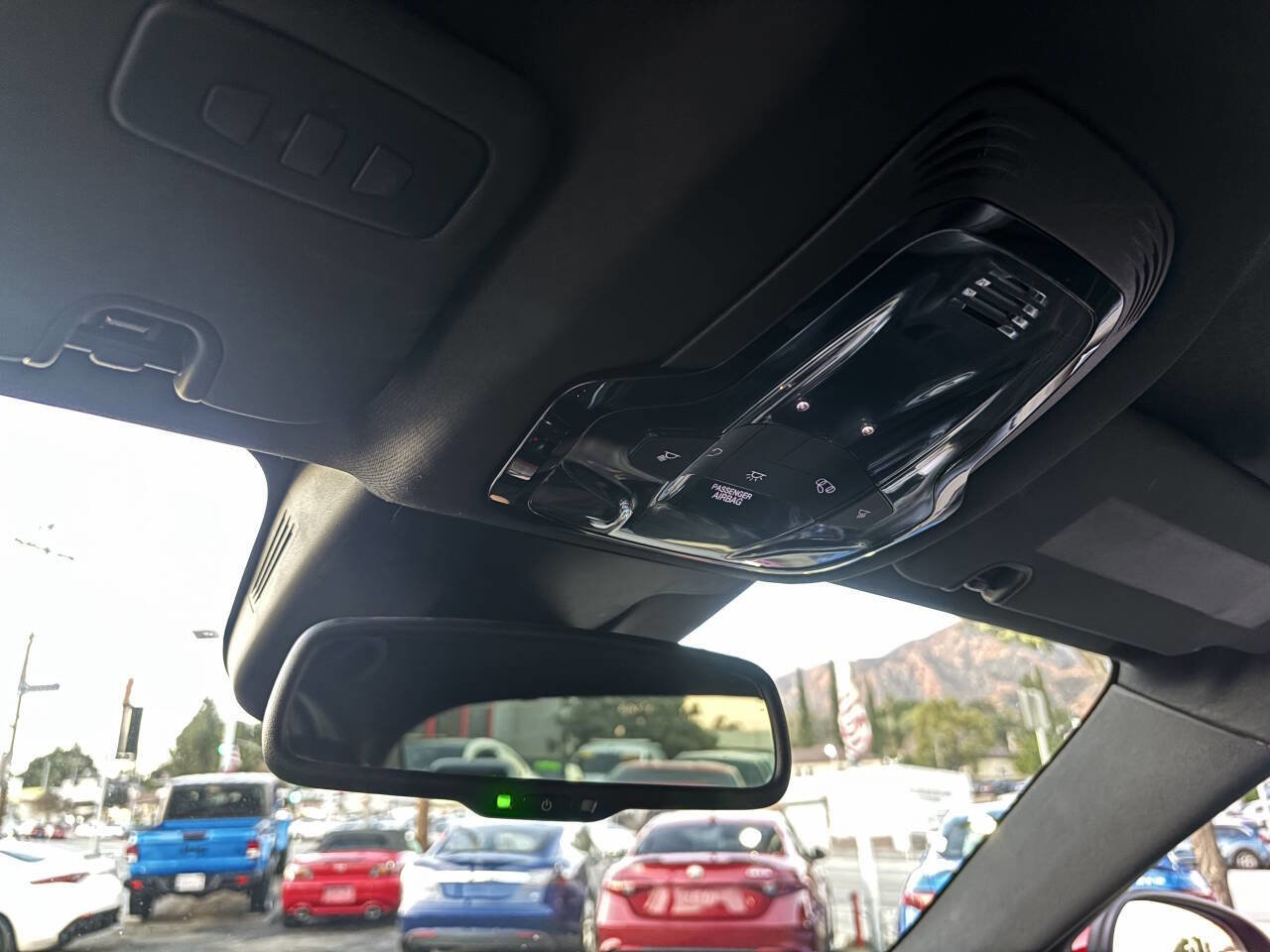 Used 2018 Alfa Romeo Giulia Quadrifoglio w/ Driver Assist Dynamic Package image 16