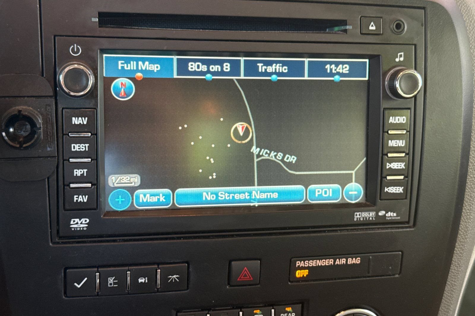 Used 2012 Buick Enclave Premium AWD/4WD image 21