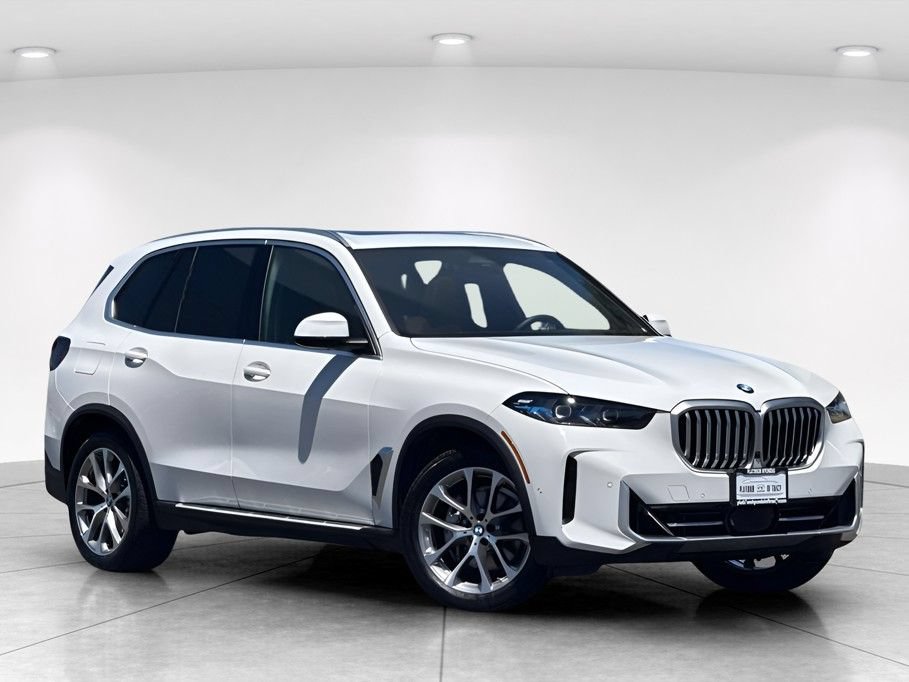 Used 2025 BMW X5 xDrive40i w/ Climate Comfort Package AWD/4WD image 2