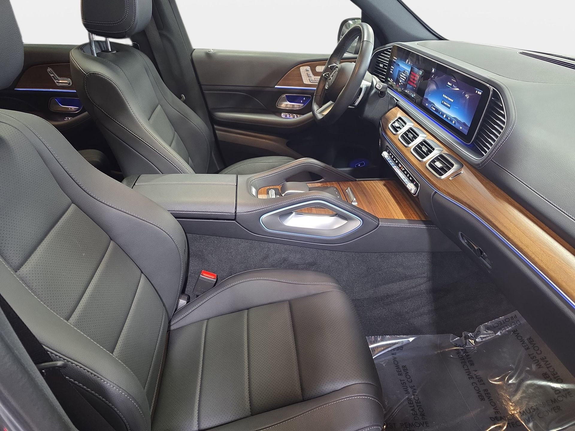 Certified 2025 Mercedes-Benz GLS 450 4MATIC image 10