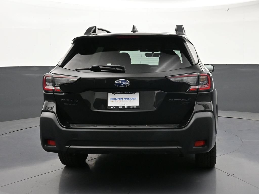 Used 2023 Subaru Outback Onyx Edition XT AWD/4WD image 4
