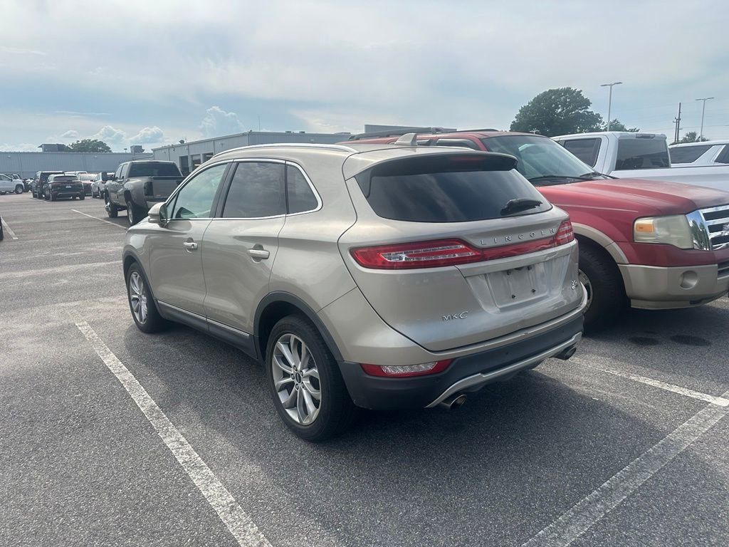 Used 2015 Lincoln MKC FWD w/ Equipment Group 101A Select image 3