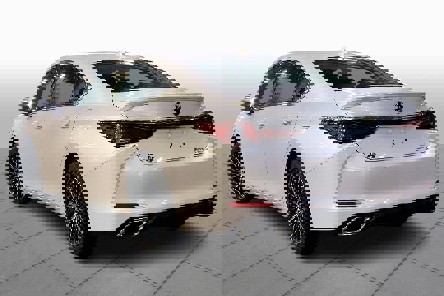 Certified 2022 Lexus ES 350 w/ Premium Package image 12