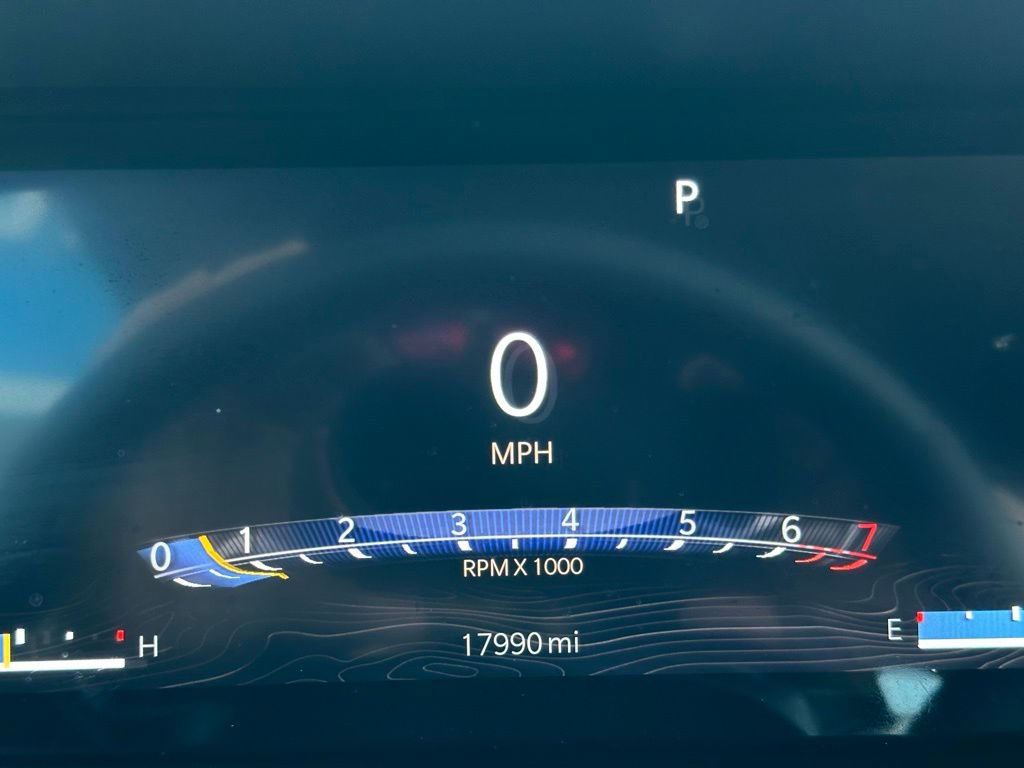 Used 2023 Jeep Grand Cherokee Limited image 24