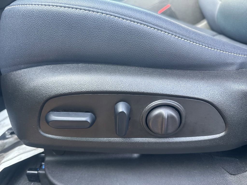 Used 2024 Chevrolet Blazer RS w/ Driver Confidence II Package image 29