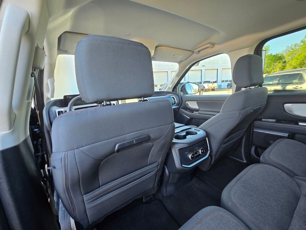 Used 2025 Ford Expedition Active image 20