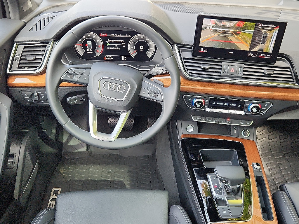 Certified 2023 Audi Q5 2.0T Prestige AWD/4WD image 4