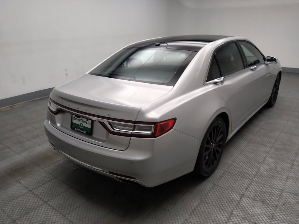 Used 2017 Lincoln Continental Select w/ Climate Package AWD/4WD image 9