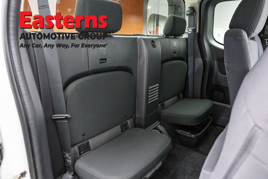 Used 2022 Nissan Frontier S RWD image 22