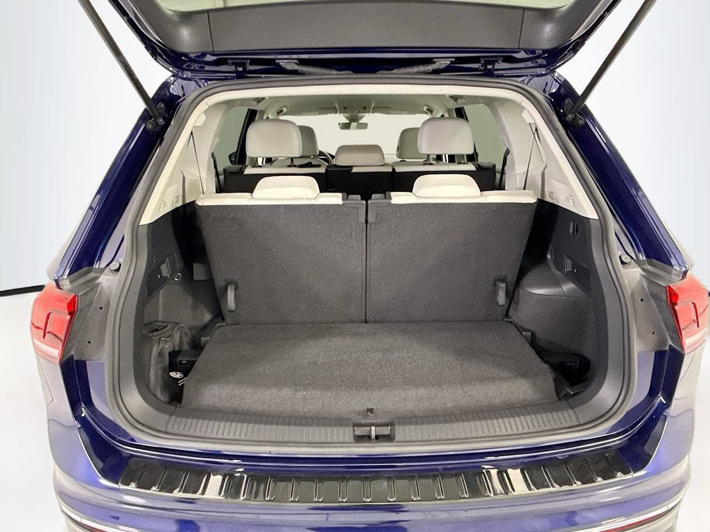 Used 2023 Volkswagen Tiguan SE FWD image 26