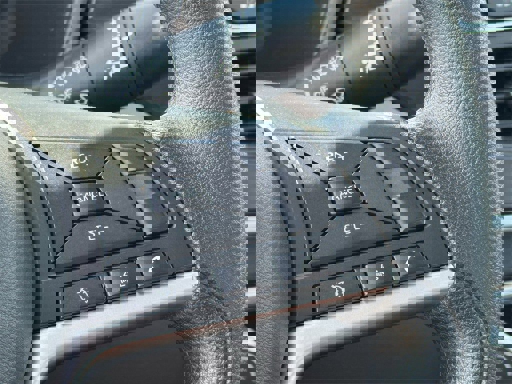 Used 2024 Nissan Altima 2.5 SV image 12