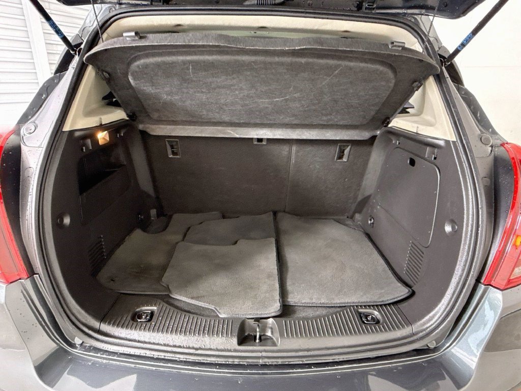 Used 2018 Buick Encore Preferred FWD image 34
