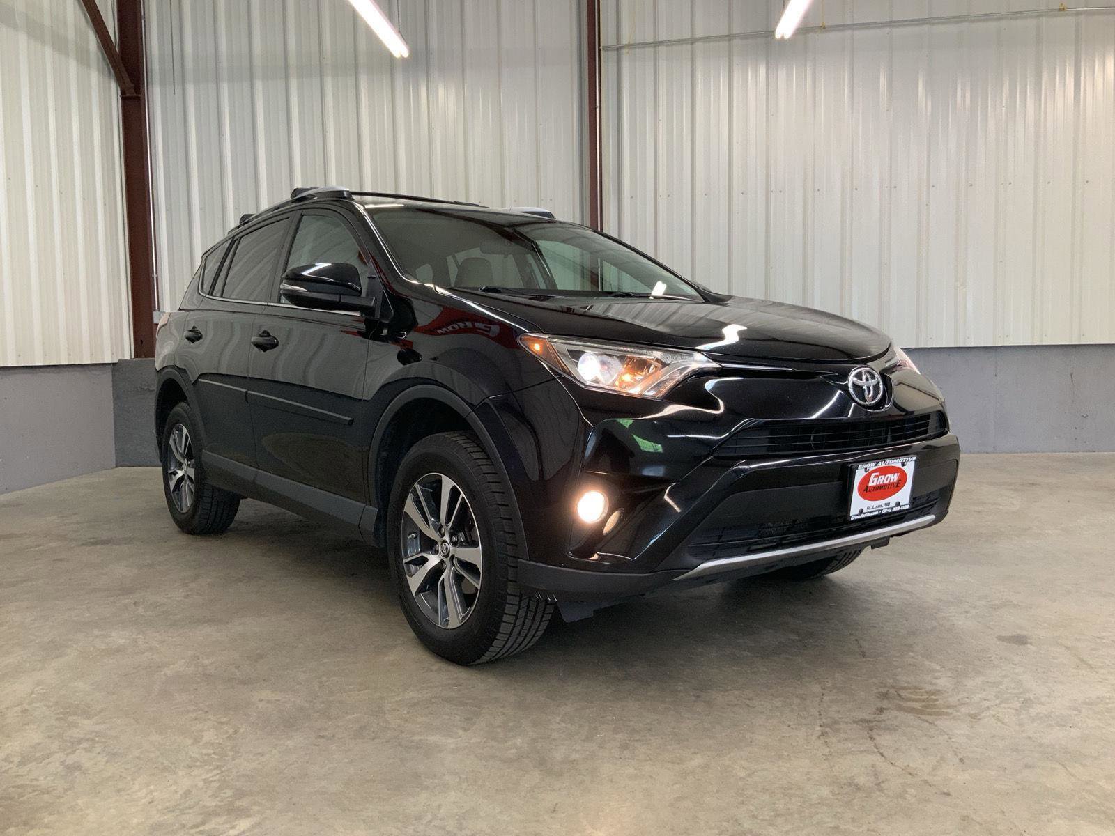 Used 2016 Toyota RAV4 XLE FWD image 8