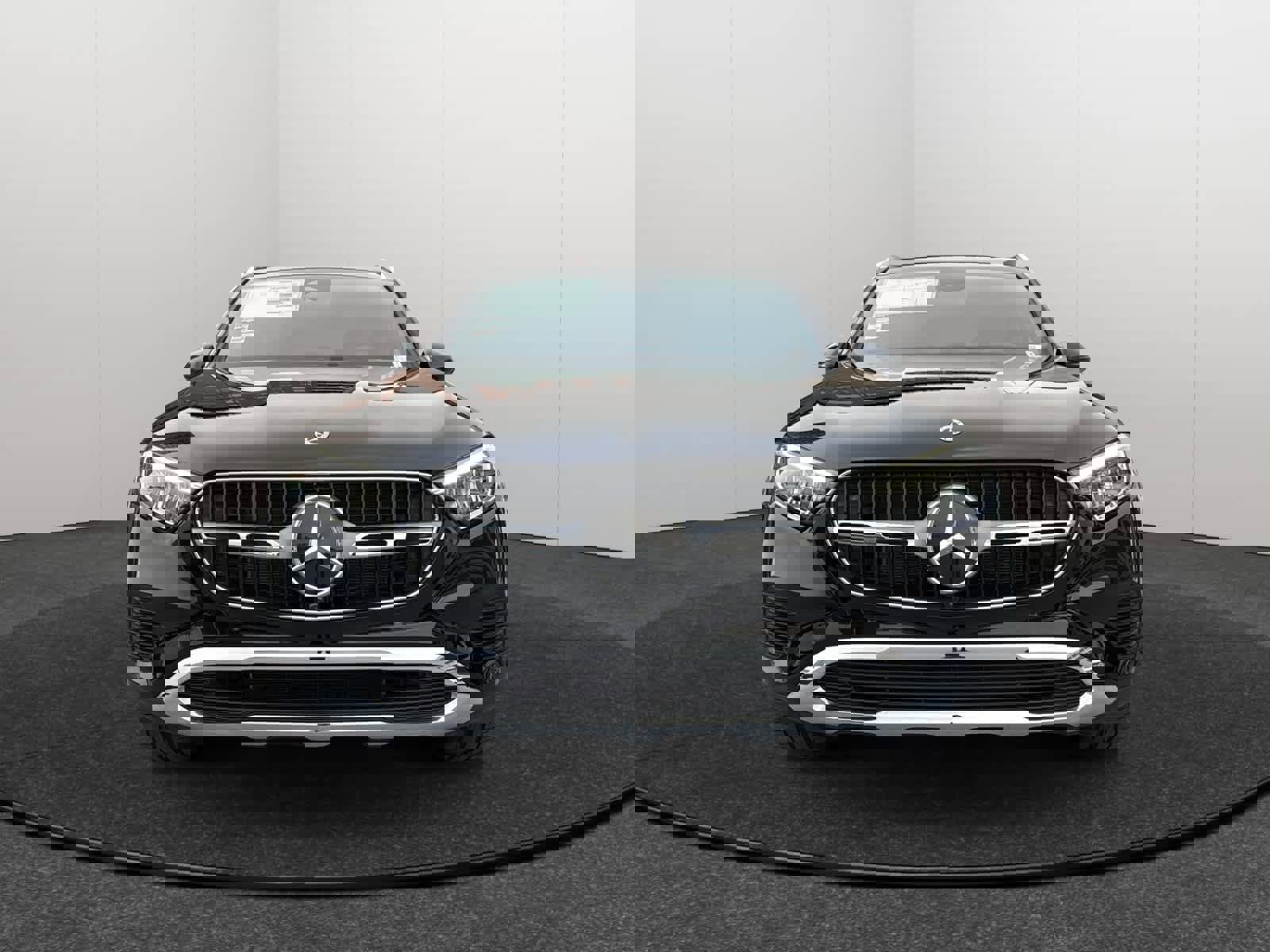 New 2026 Mercedes-Benz GLC 300 4MATIC image 2