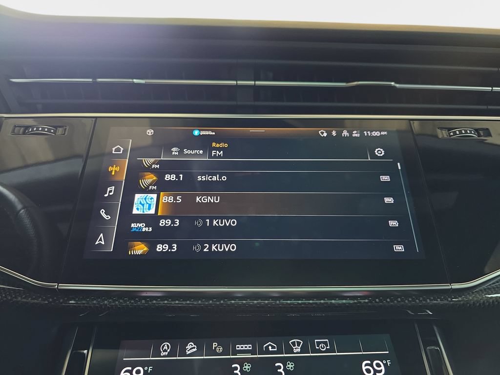 Used 2023 Audi SQ8 Prestige AWD/4WD image 22