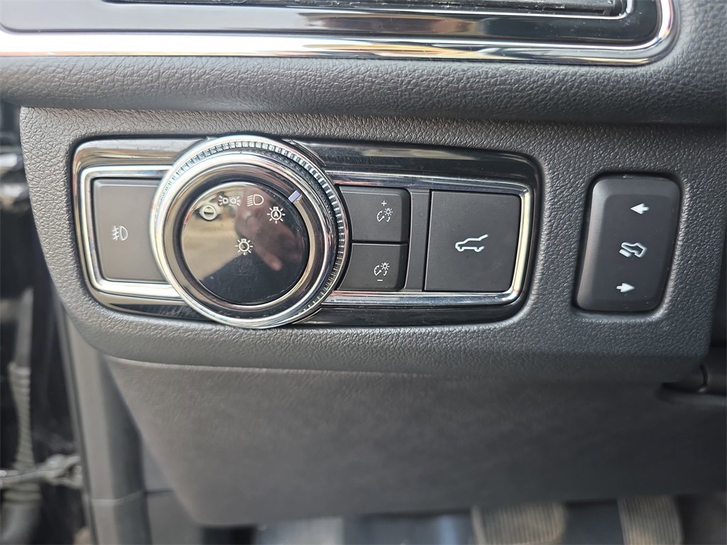 Used 2019 Lincoln Navigator L Reserve image 30