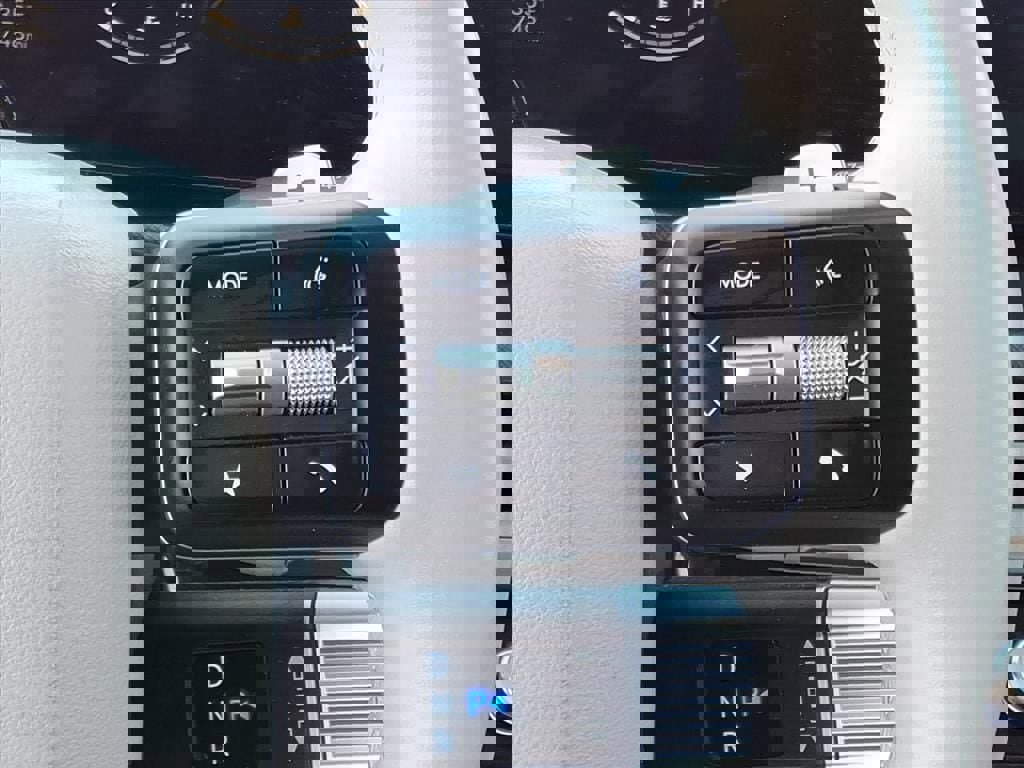 Certified 2024 Hyundai Santa Fe SEL image 19