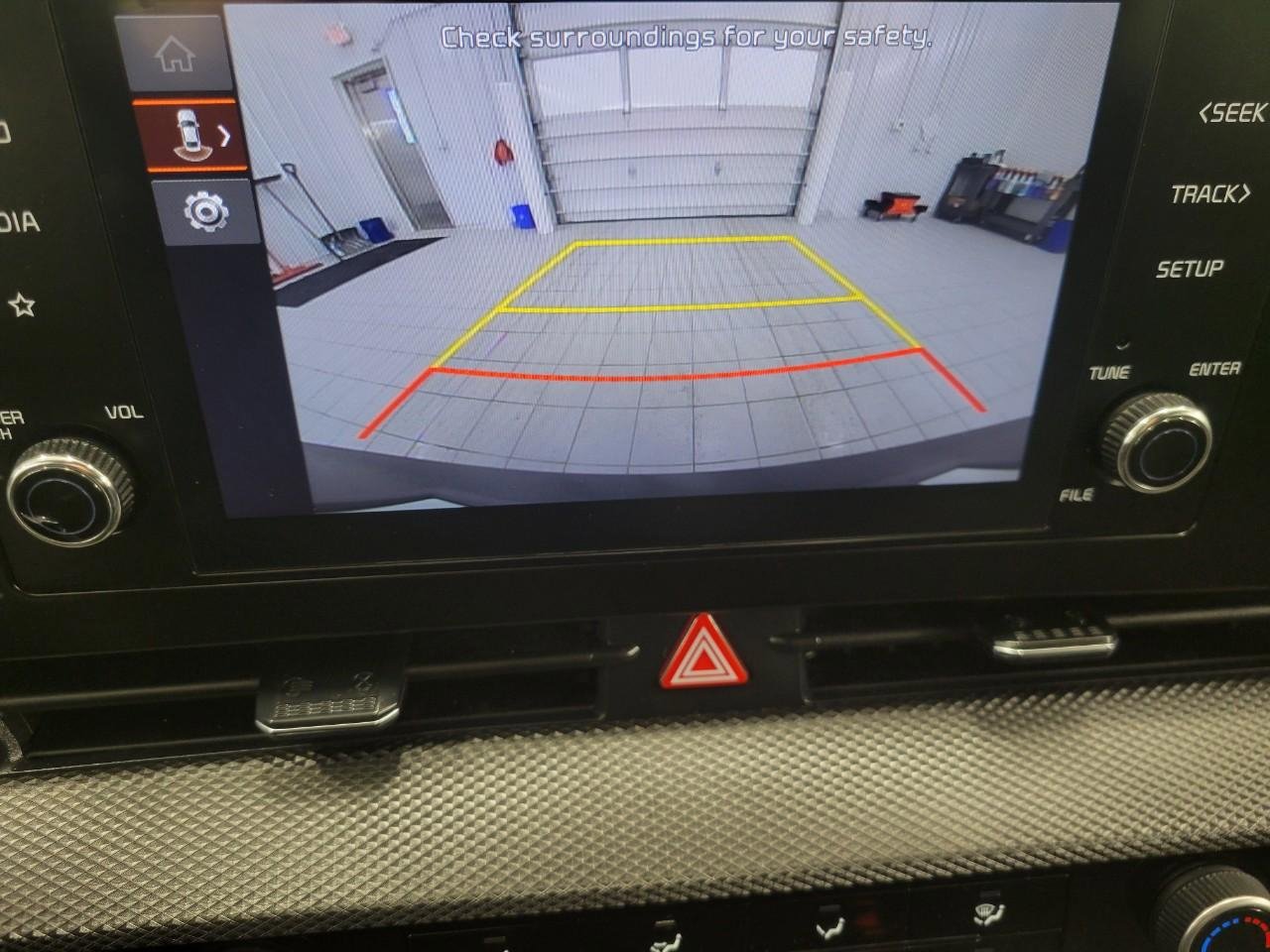 Used 2025 Kia Sportage LX image 15