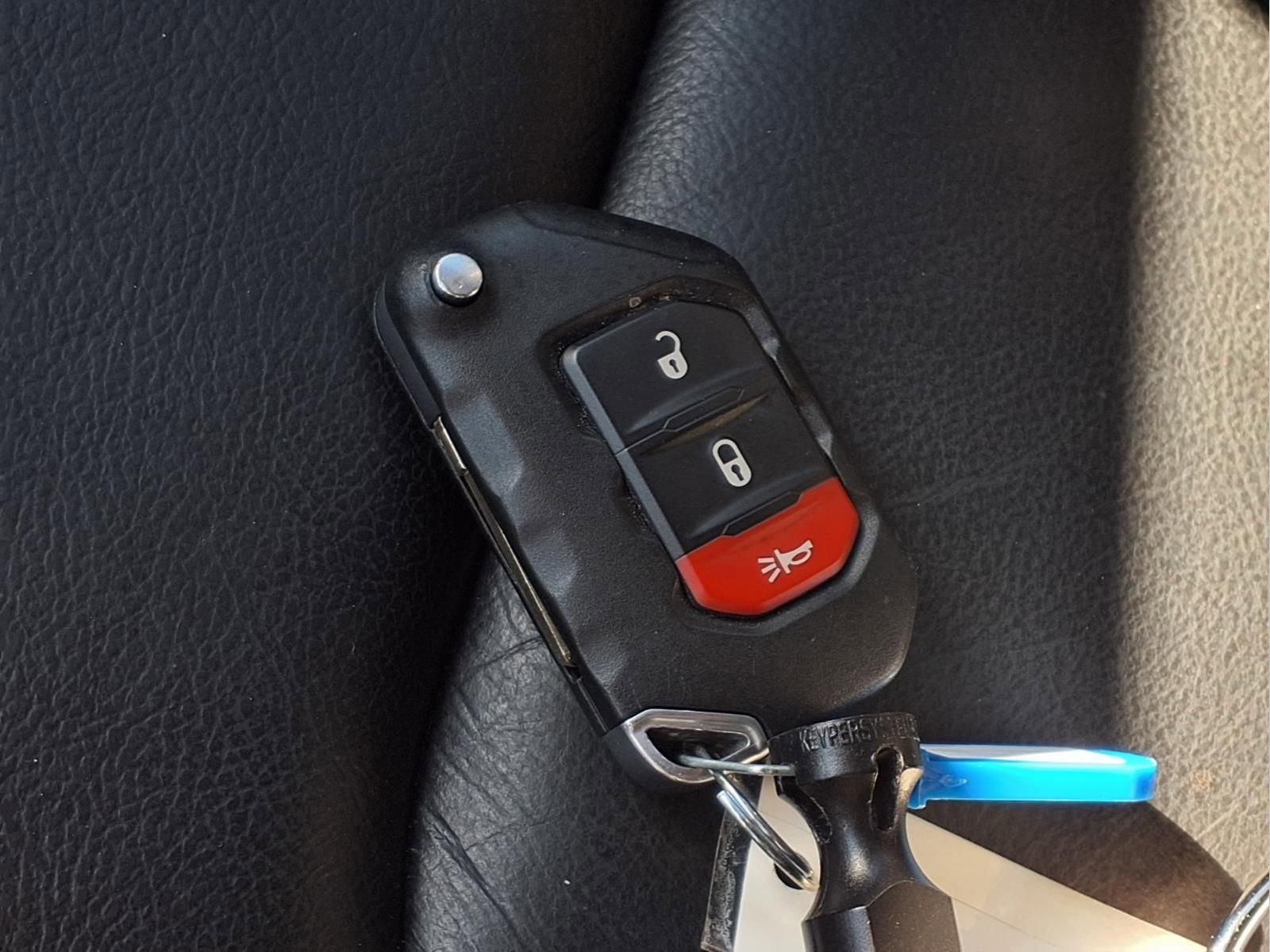 Used 2018 Jeep Wrangler Unlimited Rubicon image 25