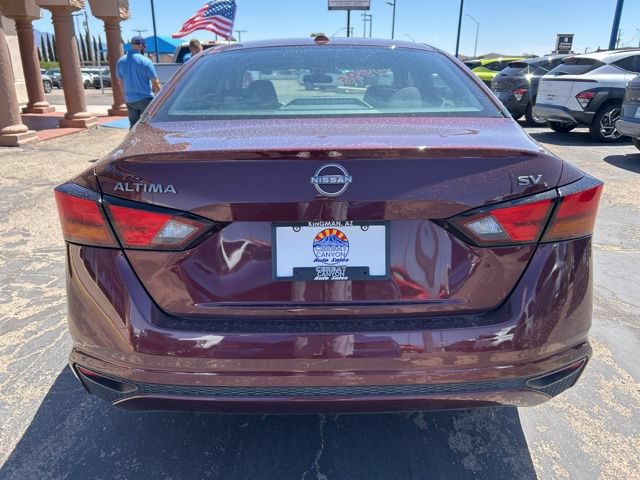 Used 2024 Nissan Altima 2.5 SV FWD image 3