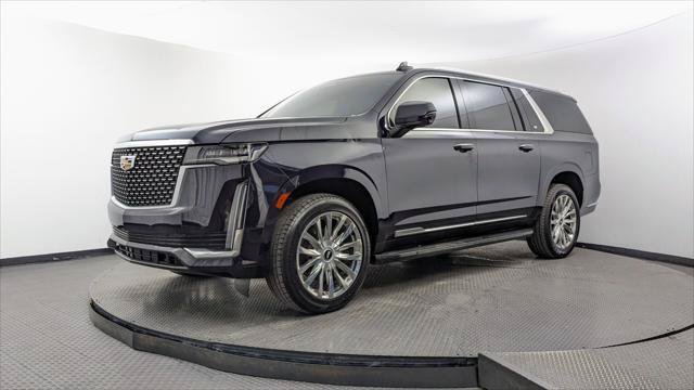 Used 2022 Cadillac Escalade ESV Premium Luxury AWD/4WD image 2