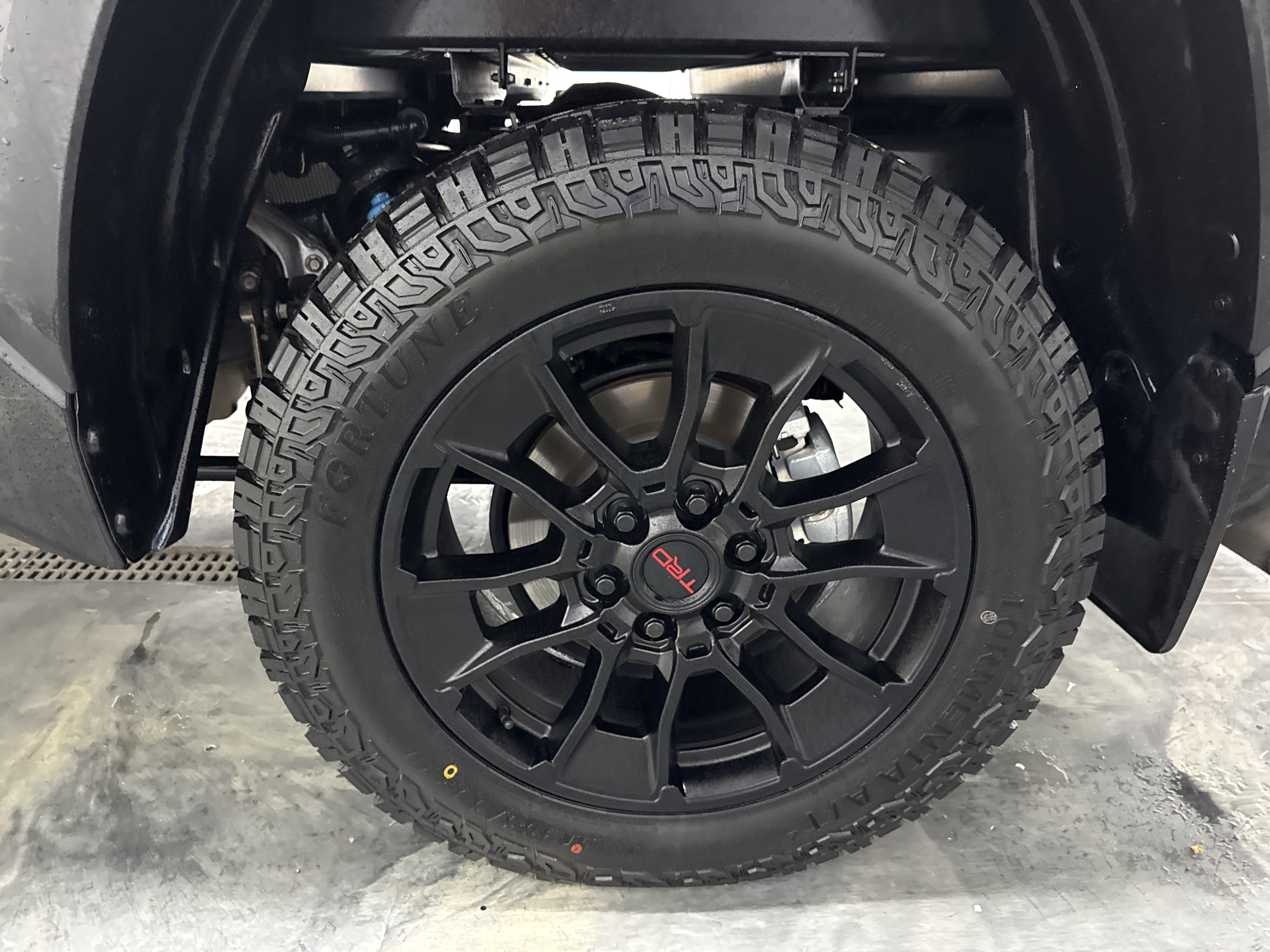 Used 2024 Toyota Tundra Limited w/ TRD Off-Road Package AWD/4WD image 26
