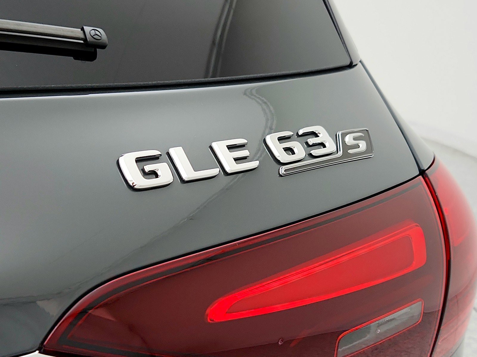 New 2026 Mercedes-Benz GLE 63 AMG S image 23