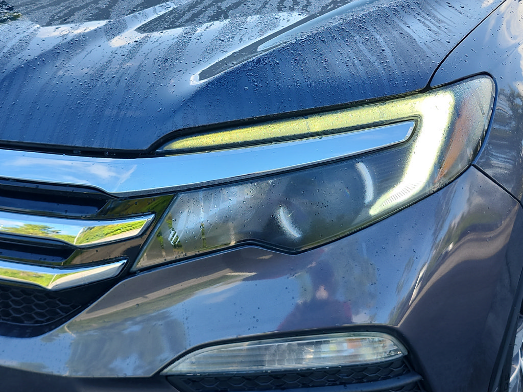 Used 2017 Honda Pilot Elite image 14