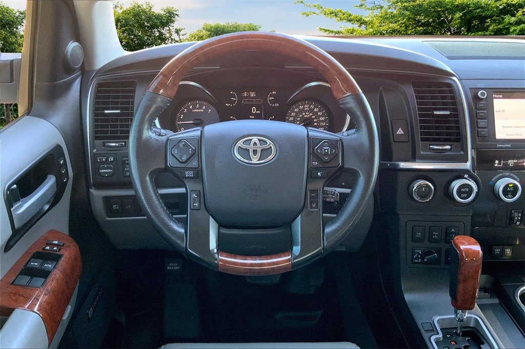 Used 2020 Toyota Sequoia Platinum image 8