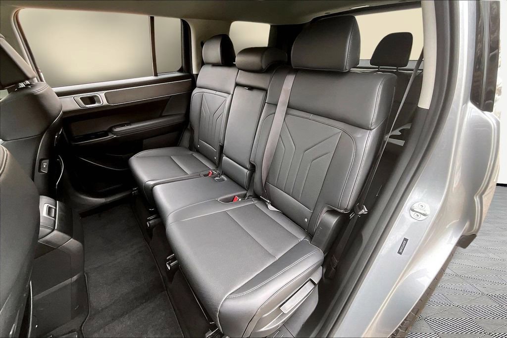 Used 2025 Hyundai Santa Fe XRT AWD/4WD image 25