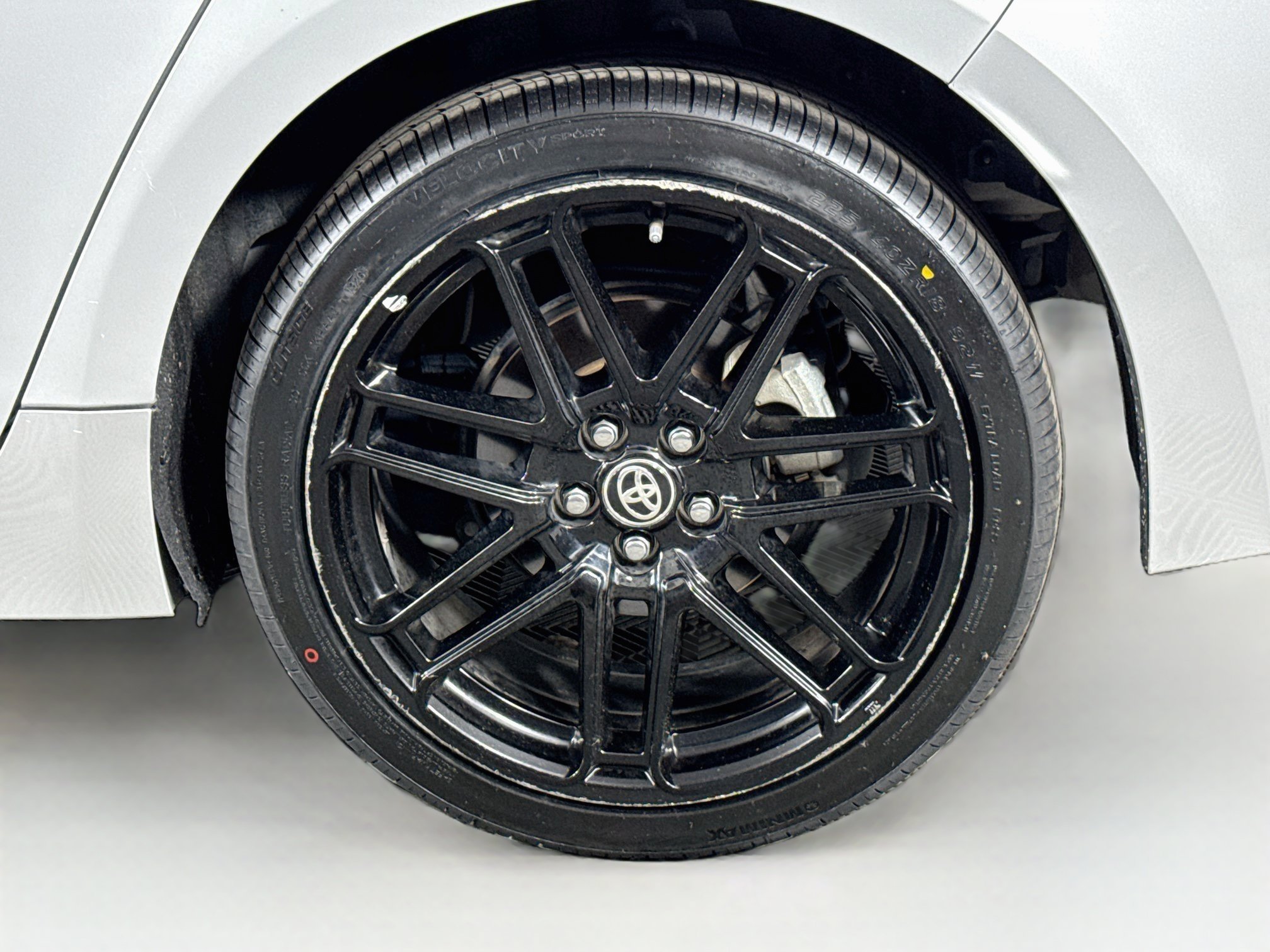 Certified 2024 Toyota Corolla SE FWD image 9