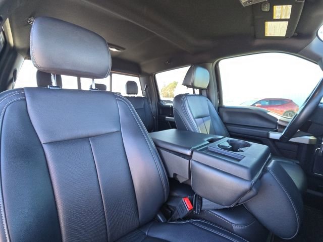 Used 2022 Ford F250 Lariat w/ Black Appearance Package image 18