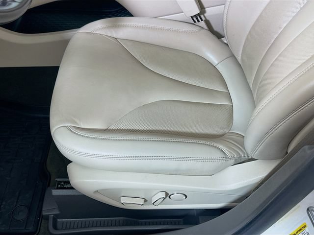 Used 2020 Lincoln Nautilus Premier w/ Equipment Group 101A AWD/4WD image 24