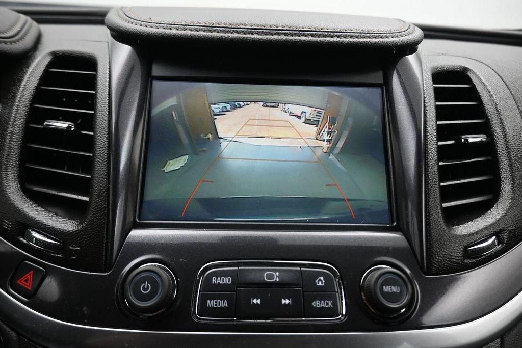 Used 2019 Chevrolet Impala LT FWD image 18