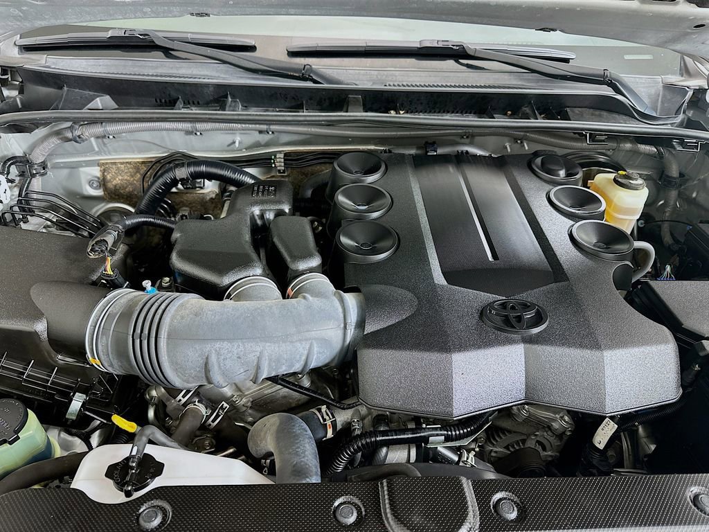 Used 2021 Toyota 4Runner SR5 image 29