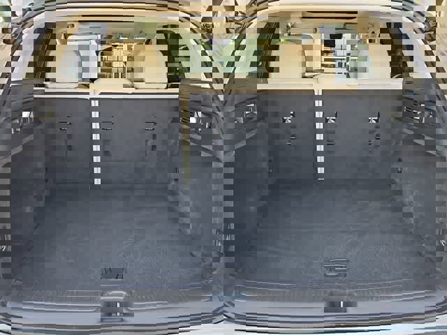 Used 2023 Buick Envision Avenir image 37