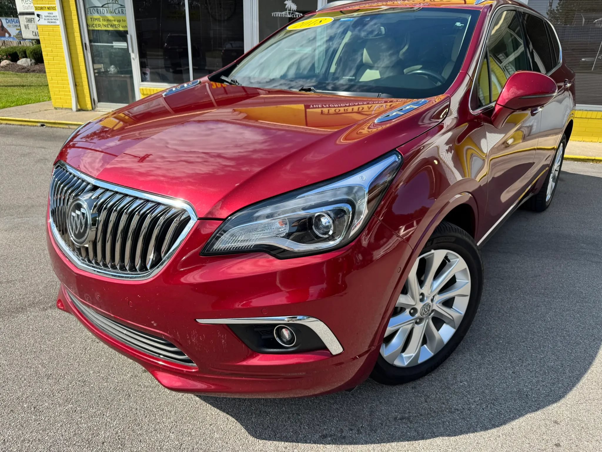 Used 2018 Buick Envision Premium w/ Driver Confidence Package AWD/4WD image 2