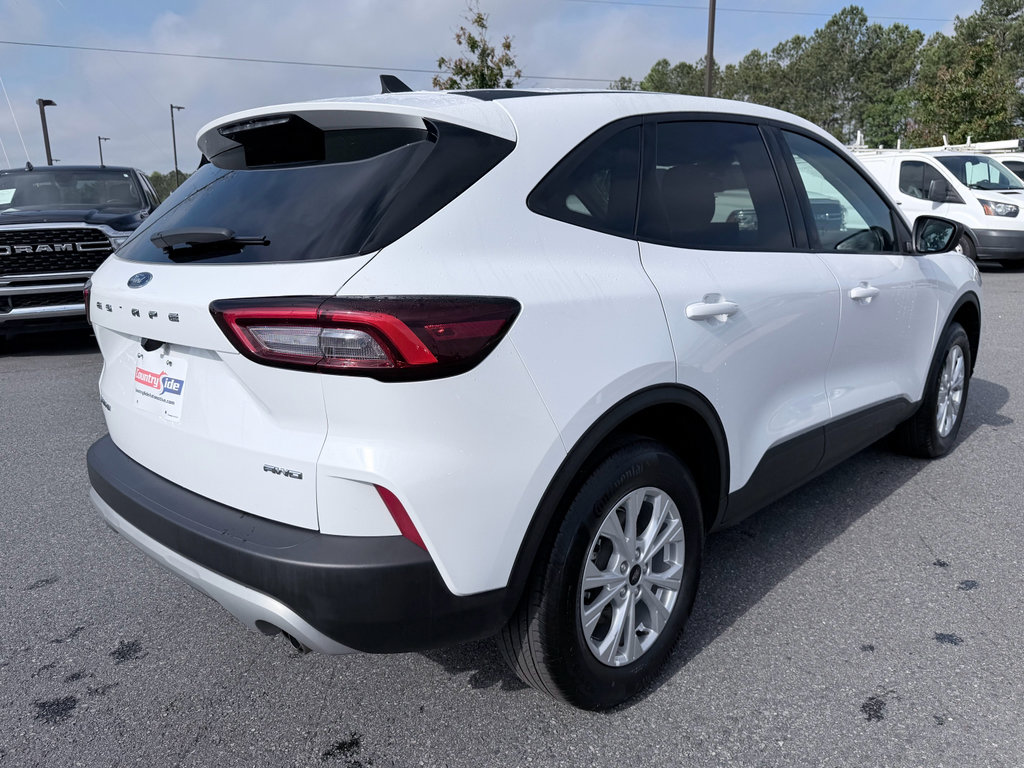Used 2025 Ford Escape Active AWD/4WD image 6