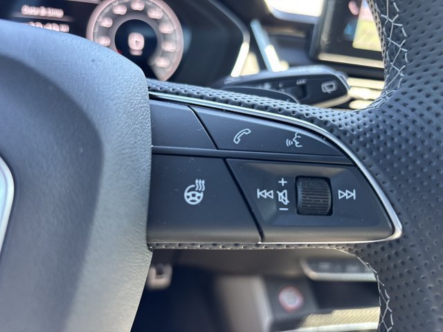 Used 2025 Audi SQ5 Premium Plus AWD/4WD image 32