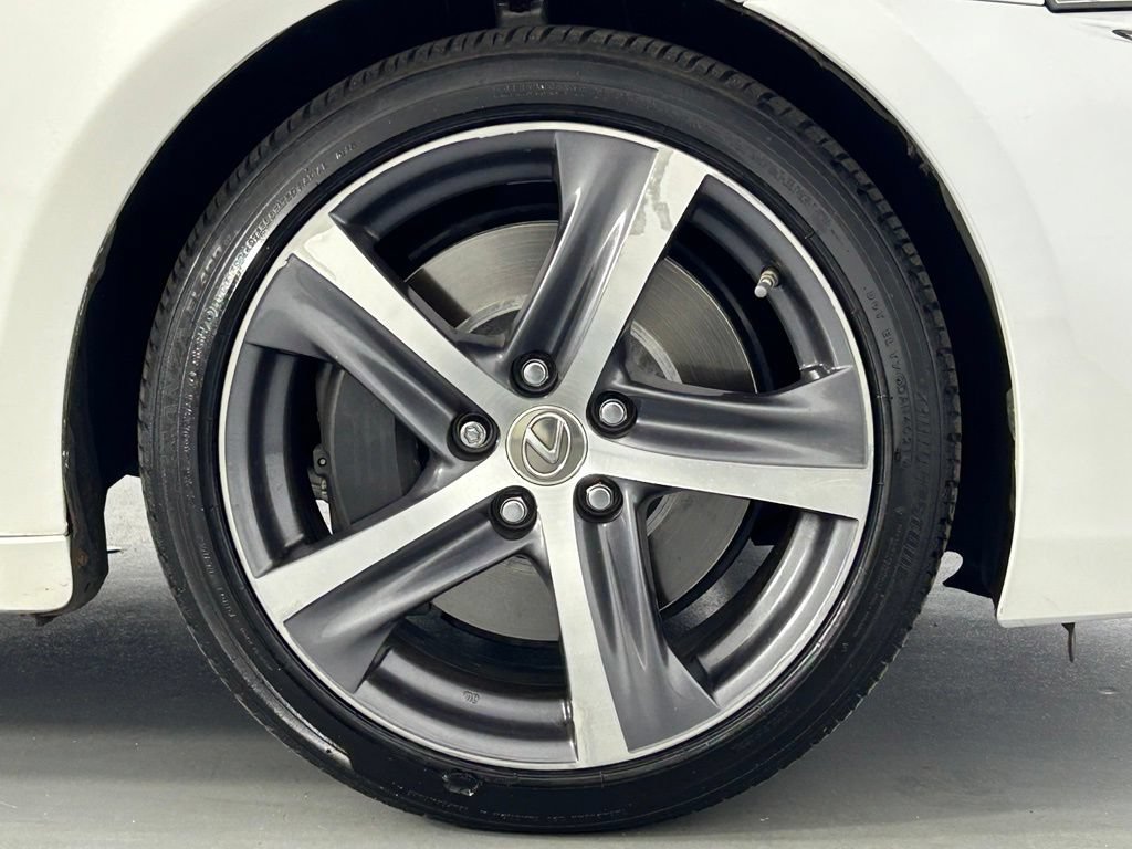 Used 2017 Lexus IS 300 AWD image 38