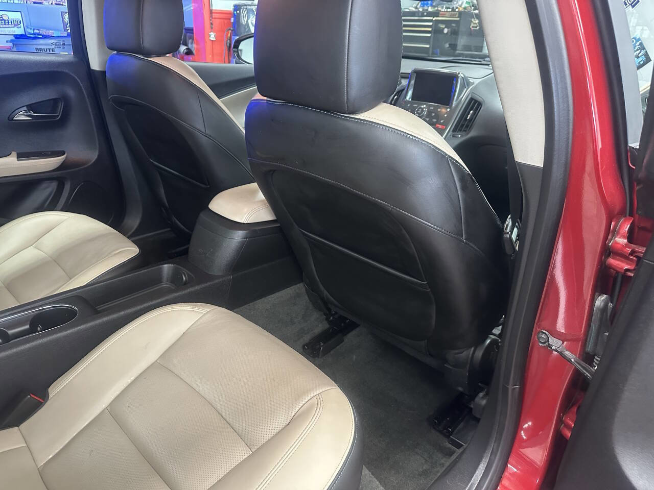 Used 2012 Chevrolet Volt Premium w/ Premium Trim Package image 22